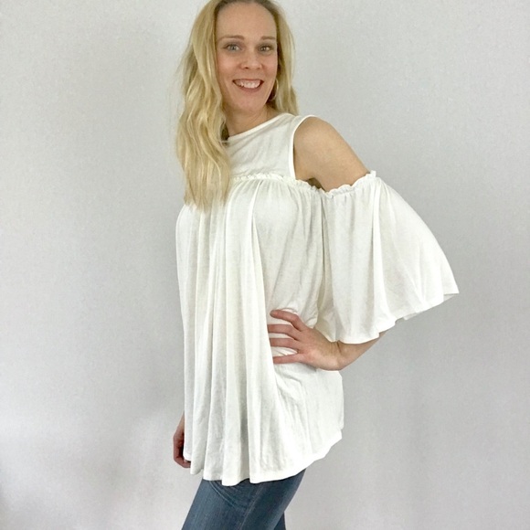 Ivory off shoulder ruffle top - Picture 3 of 4